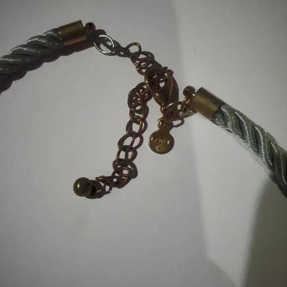 BOGO ANN TAYLOR LOFT STATEMENT NECKLACE  LUMINESCENT BEADS 22" W/ 2" EXTENDER - Picture 2 of 2